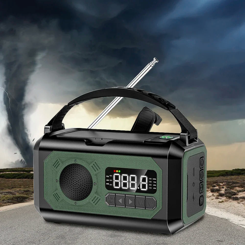 Nödradio på 12000 mAh med dubbla solpaneler och handvev (AM/FM/NOAA)
